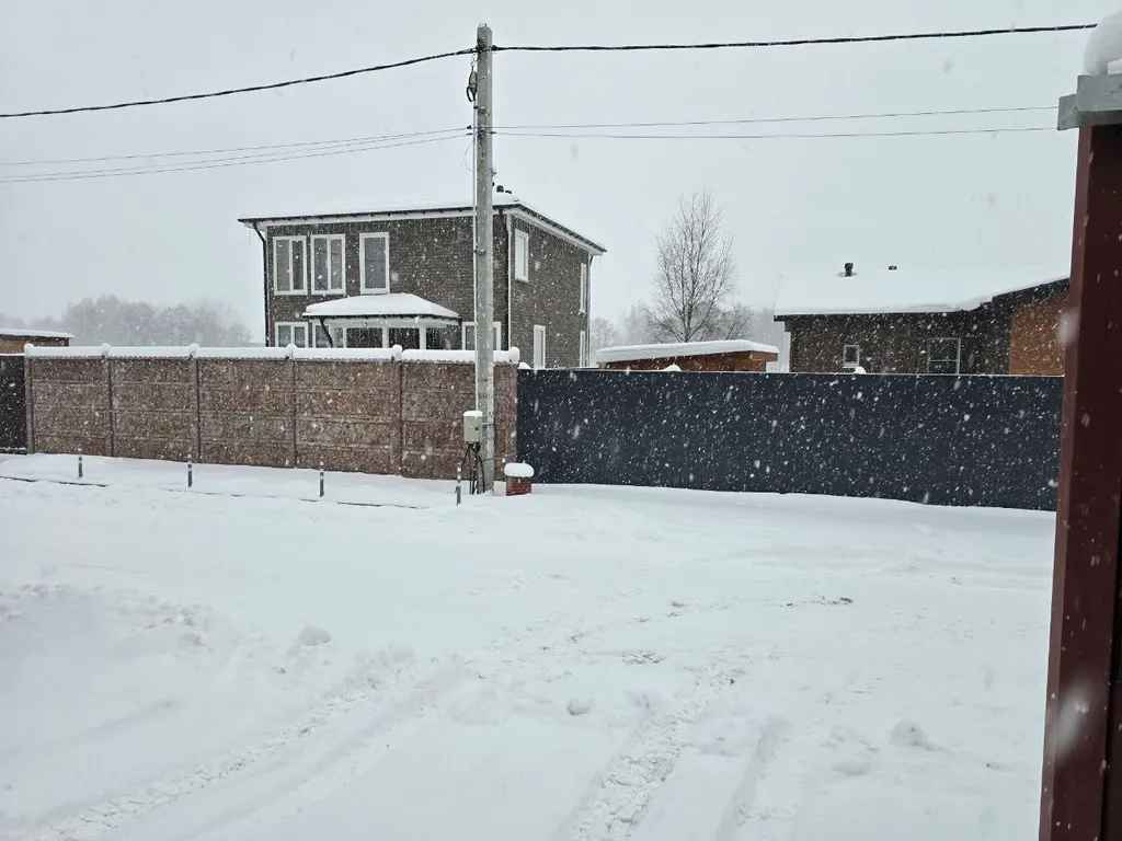 Коттедж Дом у реки в 1 минуте от пляжа — Шишкино