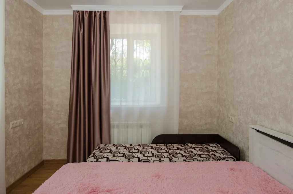 Коттедж Уютный домик с парковкой и мангальной зоной — Кисловодск