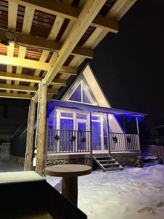 Дом Шале у озера