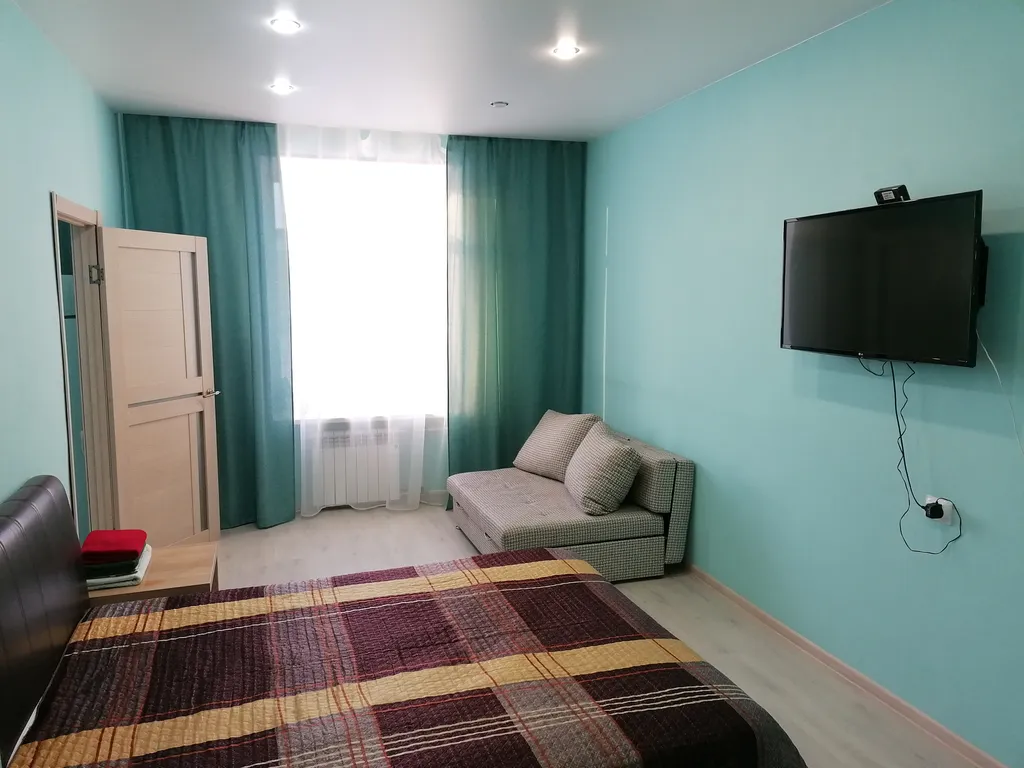 Однокомнатная квартира в спальное районе — аренда посуточно в Каменск-Уральский