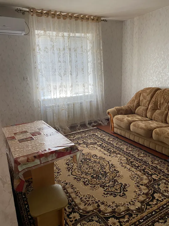 Уютный дом в городе