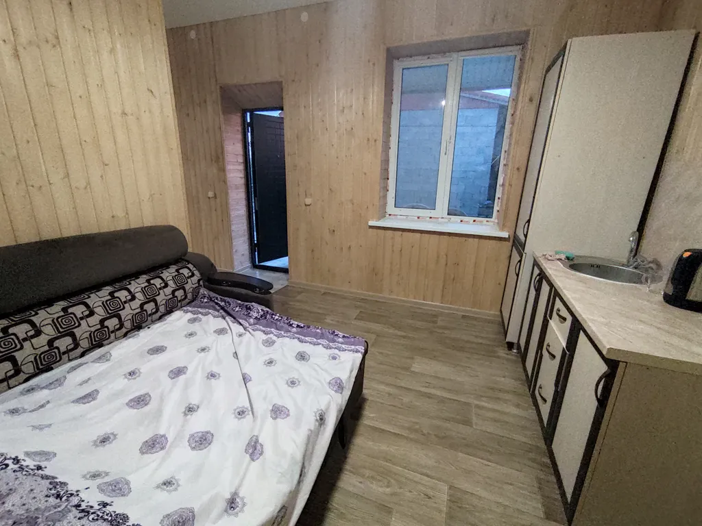 Дом с банный чаном и бассейном на берегу