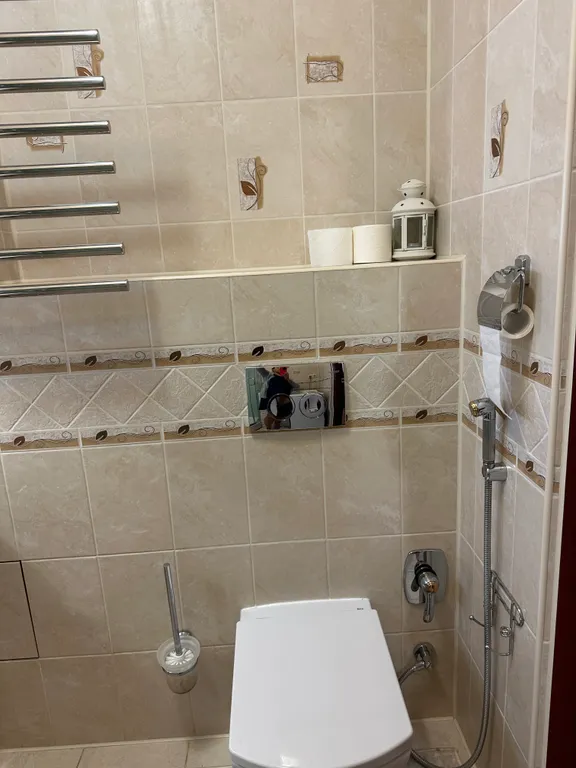 Большая однушка в центре города с отдельной спальней