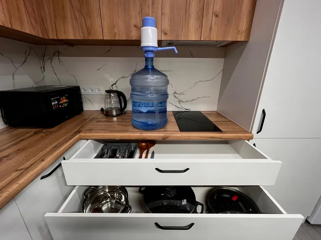 Квартира Бизнес ЖК «Раимбек резиденс», центр города, метро & питьевая вода — Алматы