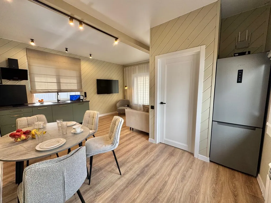 Гостевой дом с новым дизайнерским ремонтом и мебелью