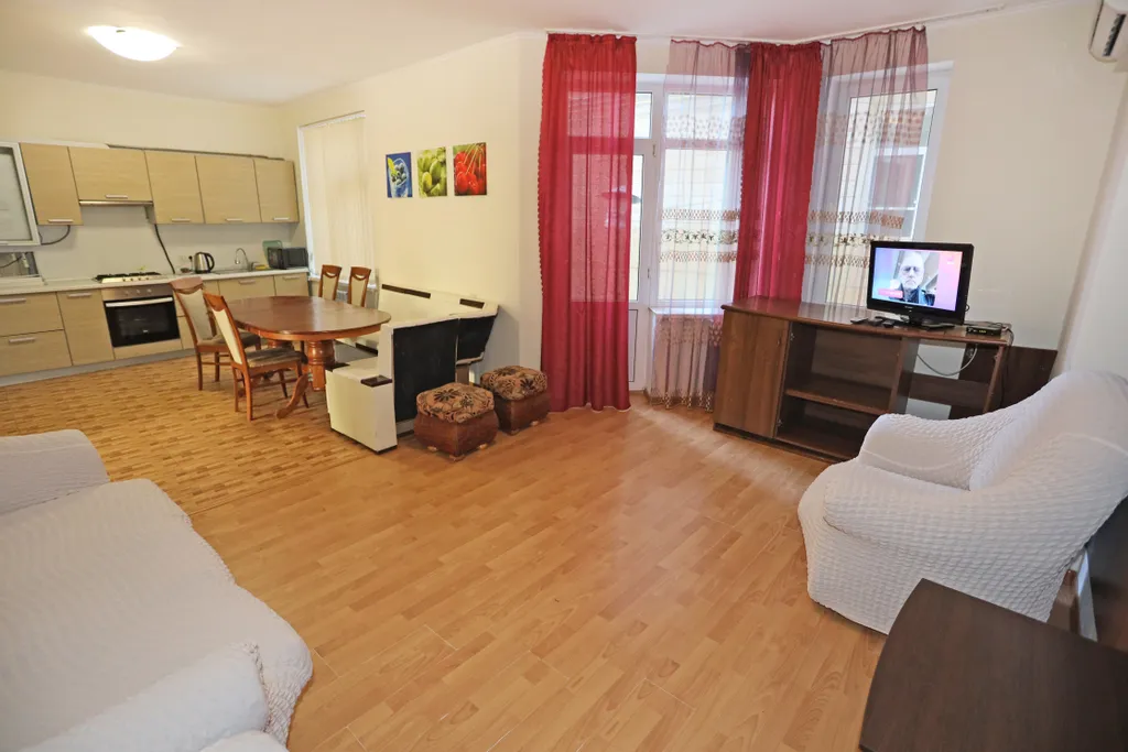 6-комнатный Дом