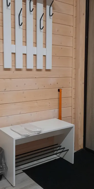 Уютный четырёхместный Домик де-люкс с отдельными кроватями