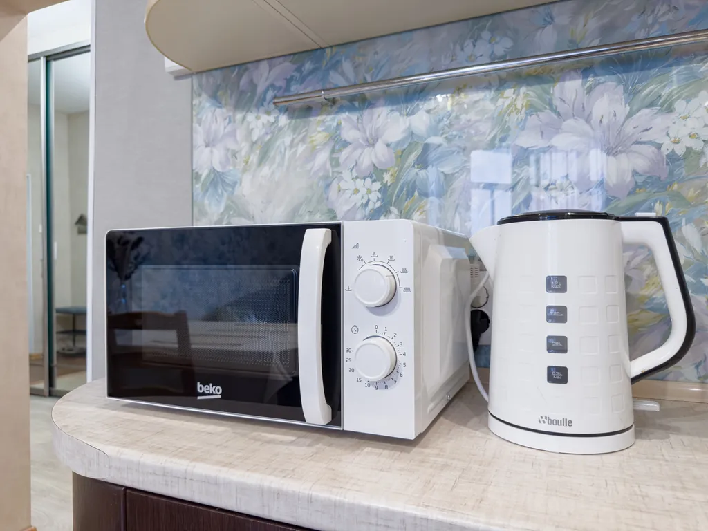 Евротрешка с подземной парковкой близко к центру