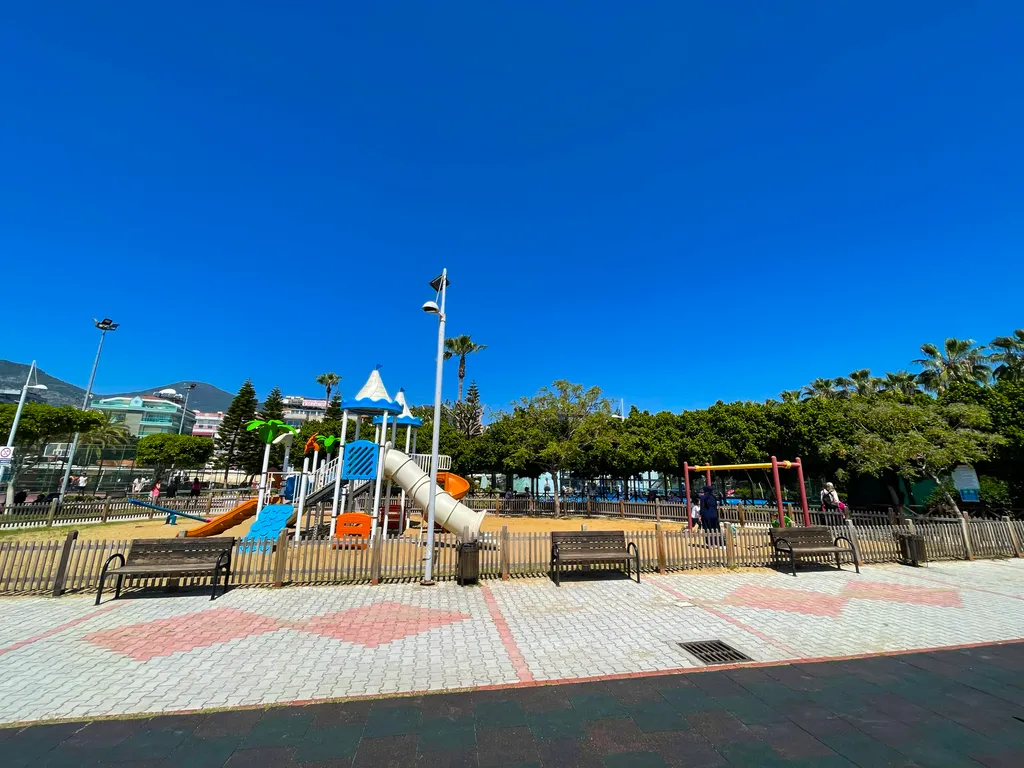 SA Apartments! Luxury 2bd Flat 350m to the Cleopatra Beach