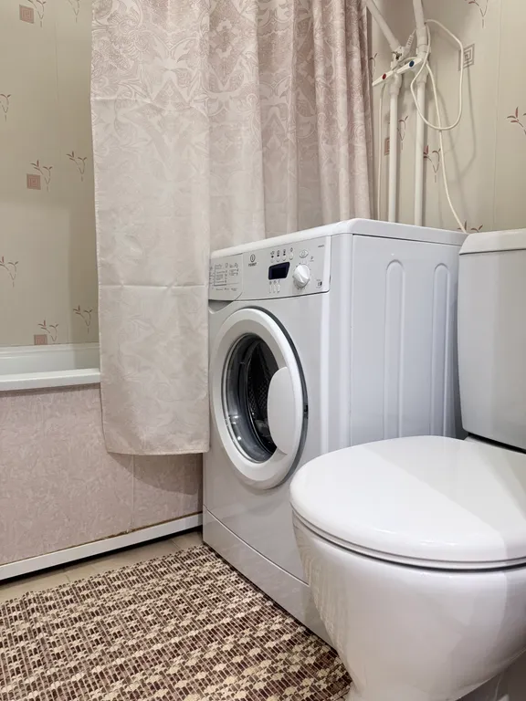 Уютная квартира в центре города, Нефтегаз