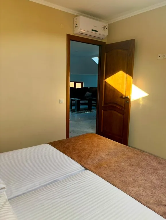 4-комнатная Квартира