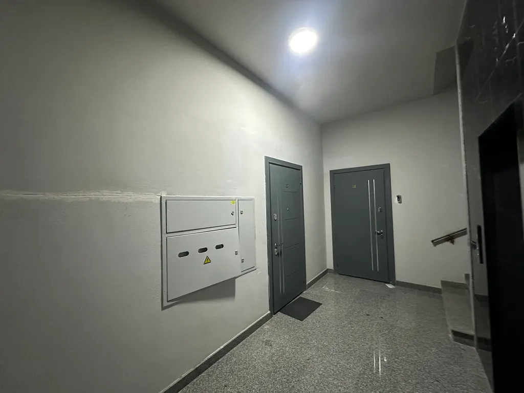 Minor-River apartment