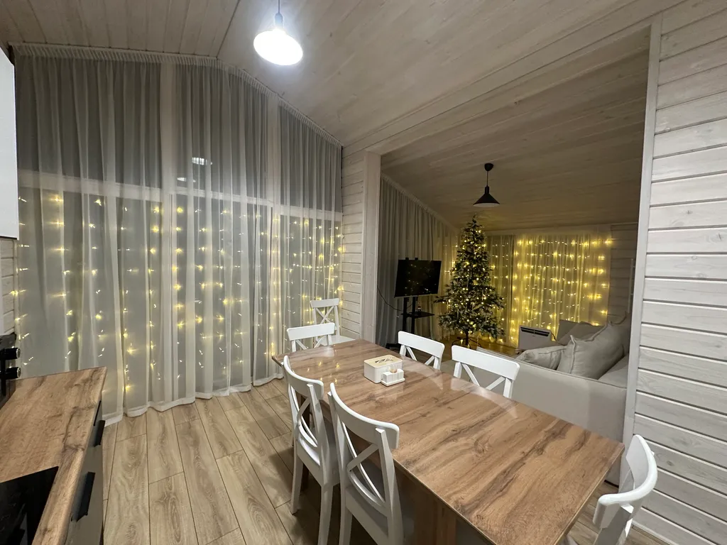 Уютный дом для отдыха на природе с просторной сауной