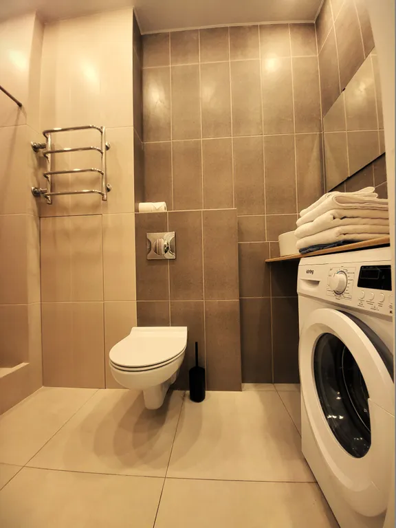 Красивая студия в центре, рядом Белоусовский парк