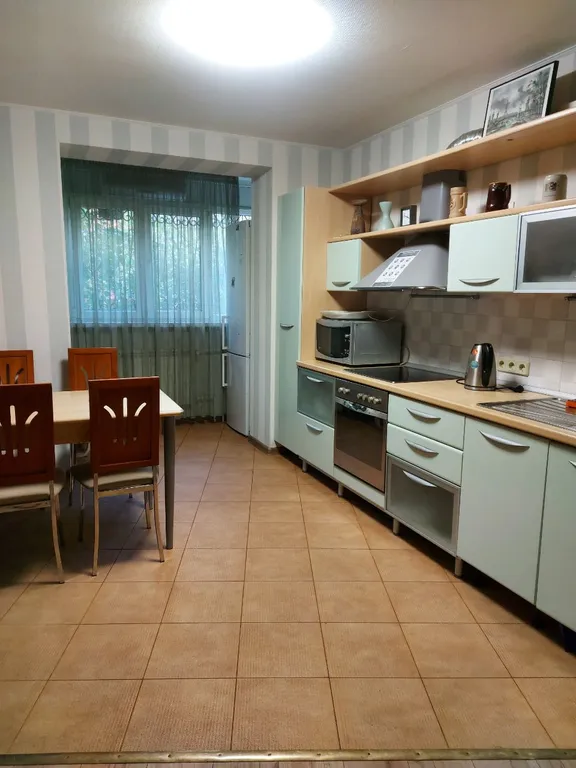 Квартира 2-комнатная квартира с отдельным входом — Москва