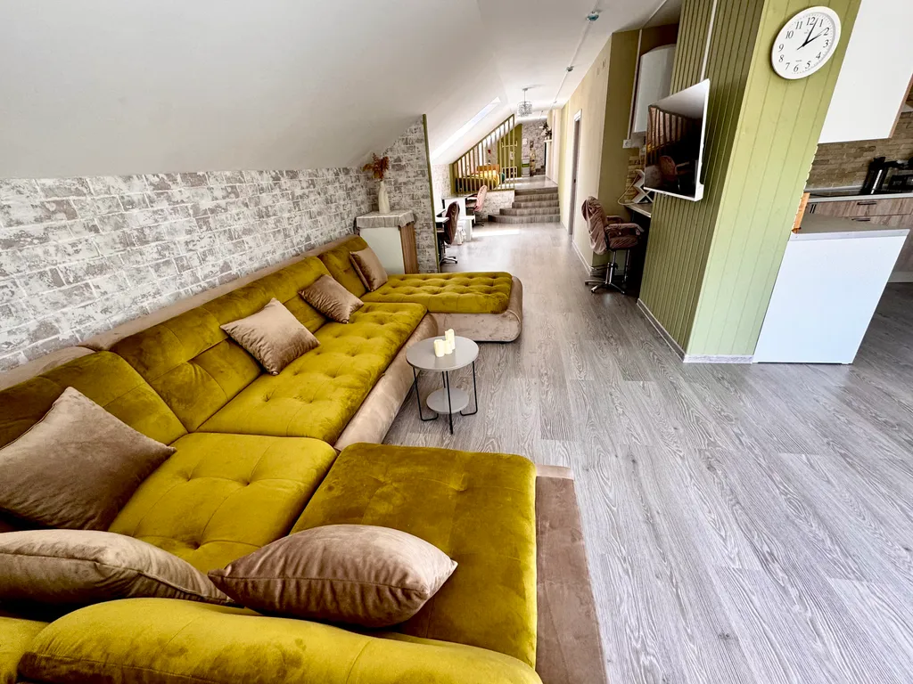 Райская мансарда с балконом на море: простор, комфорт и уют