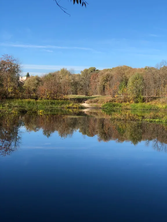 Дом у озера в 10 минутах ходьбы от центра города