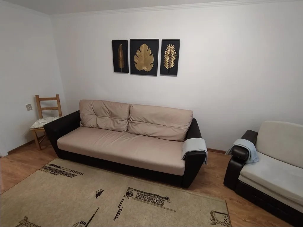 Вот она, двушка - сладкая подушка