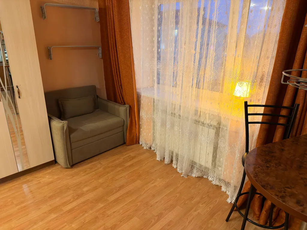 Чистота и уют возле НПИ, НГМА, Ледового, Космоса и М4