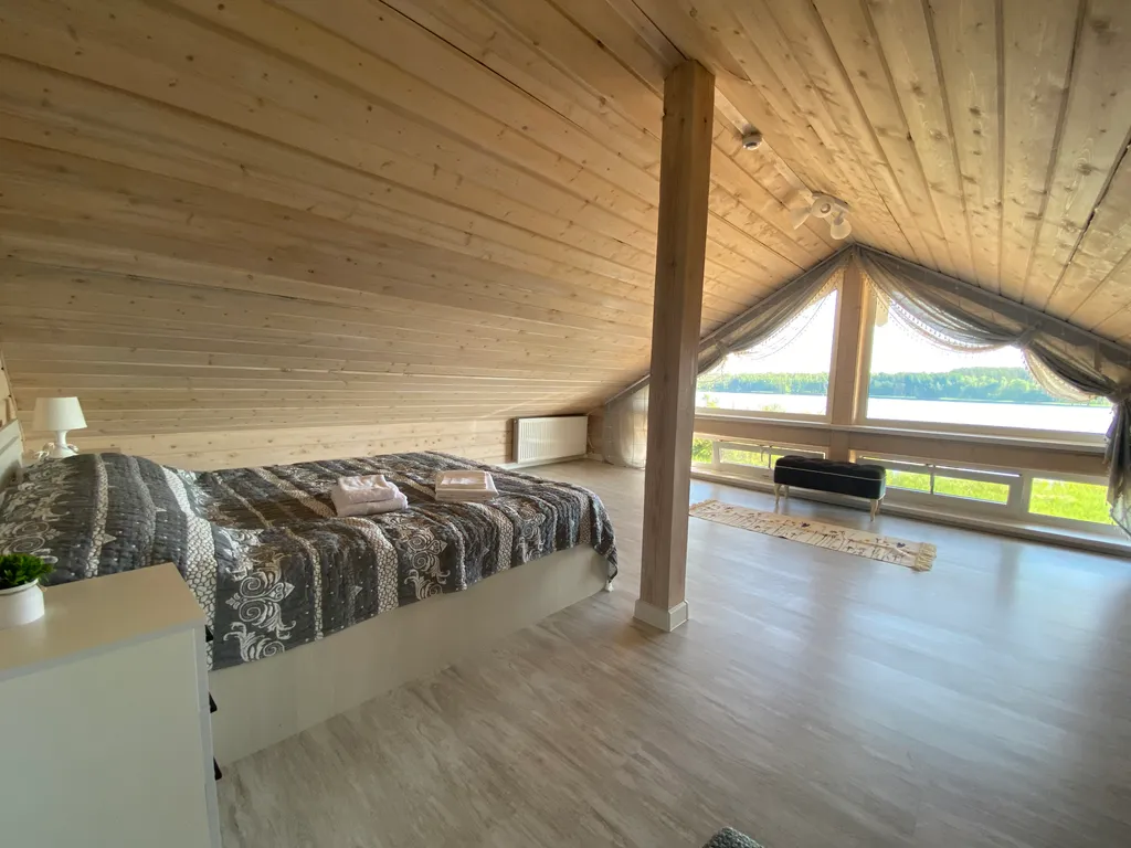 Коттедж Вилла с сауной на берегу и прямым видом на Правдинское озеро — Правдино