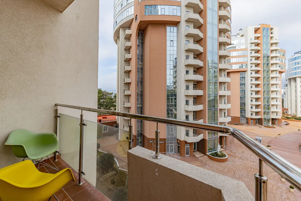 Двухкомнатные апартаменты на первой линии