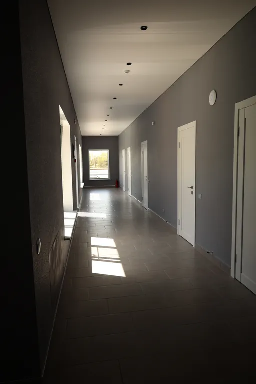 Вилла с бассейном на берегу реки в 30 минутах от центра города