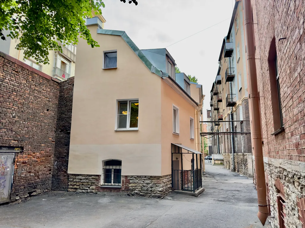 Квартира Квартира Гостемания в старинном доме-флигеле на Петроградской стороне — Санкт-Петербург