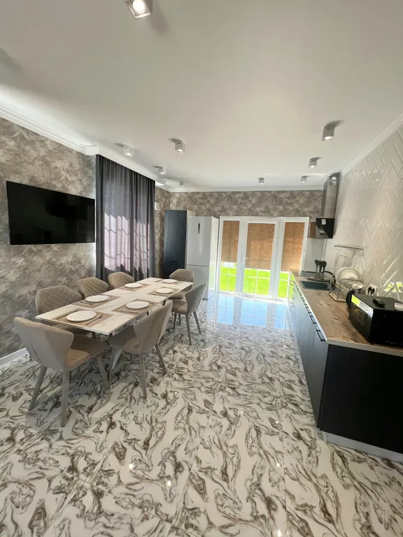 Дом рядом с морем