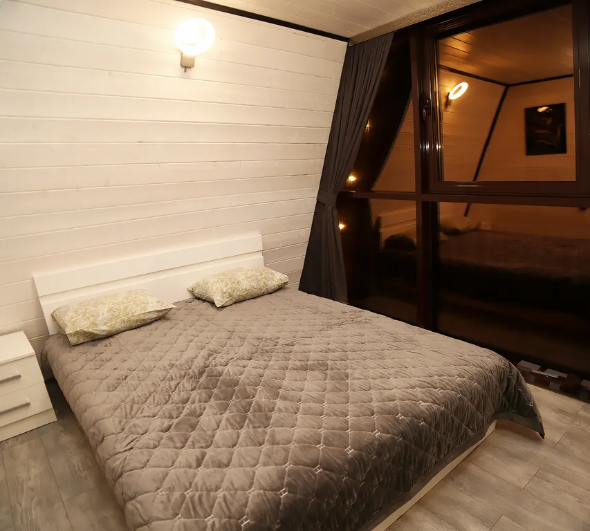 Афрейм White house три этажа с панорамным видом на горы