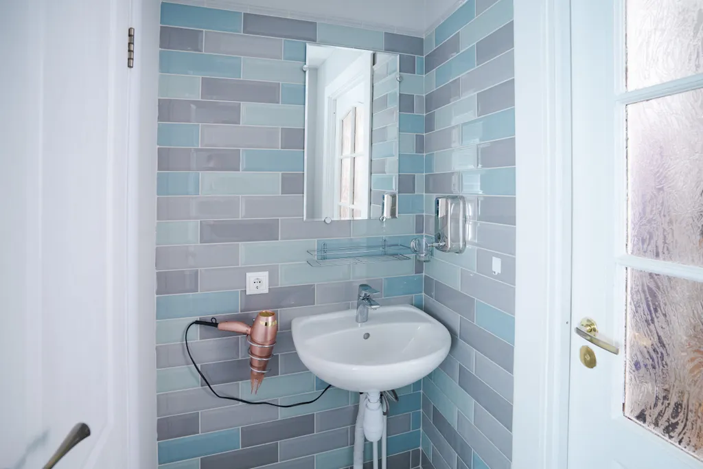 8-комнатная Квартира