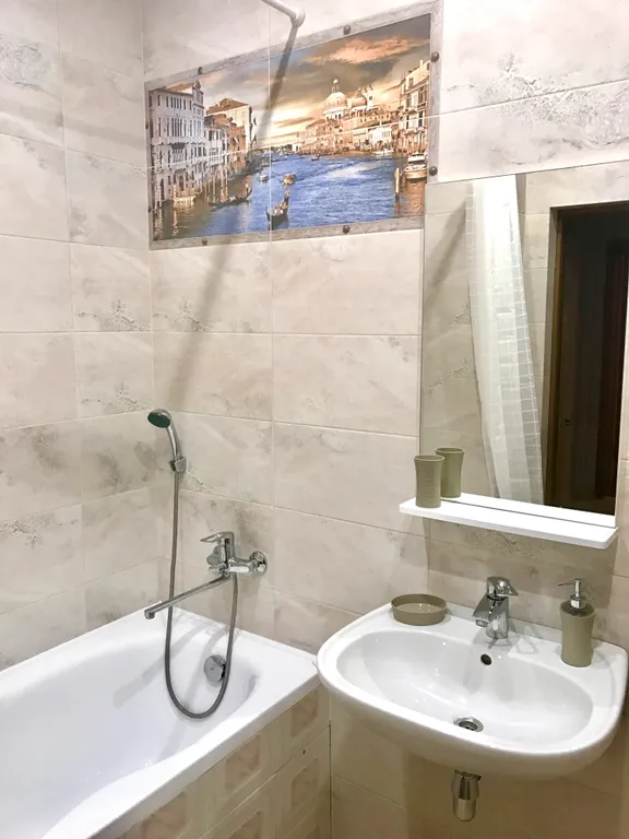 Улучшенный номер с большой кроватью у моря