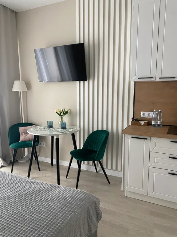 Красивая, новая, уютная студия недалеко от моря