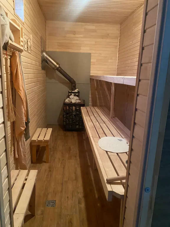 Коттедж Большой загородный дом с баней — Коммунар