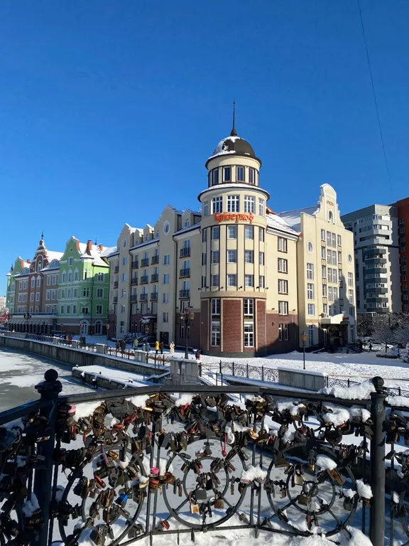 Квартира 2-комнатная квартира с видом на Рыбную деревню и Кафедральный собор — Калининград