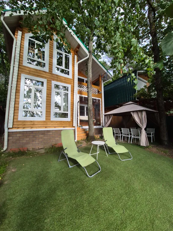 Коттедж Семейный дом на берегу реки Волга с шикарными видом и пляжем — аренда посуточно в Казань