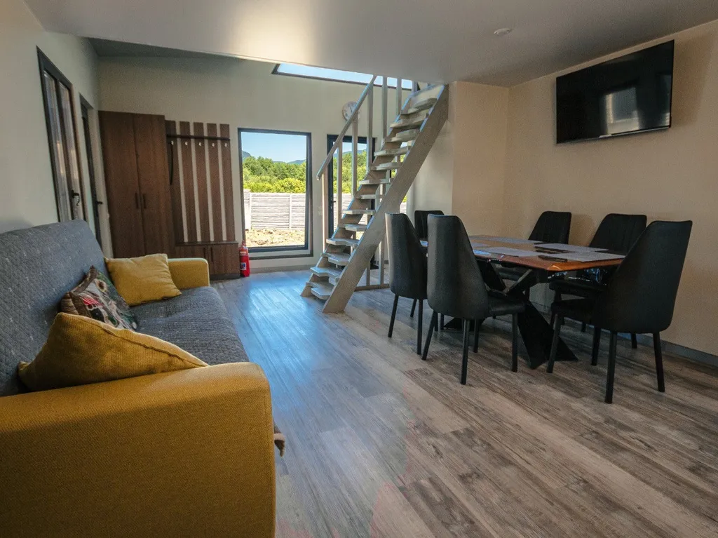 2-комнатный дом маус с чаном и баней на дровах в горах Адыгеи