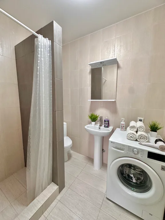 Квартира Квартира Евродвушка люкс — Мирное