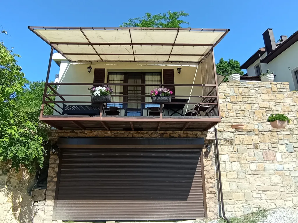 Уютные апартаменты с красивейшим видом на горы и озеро