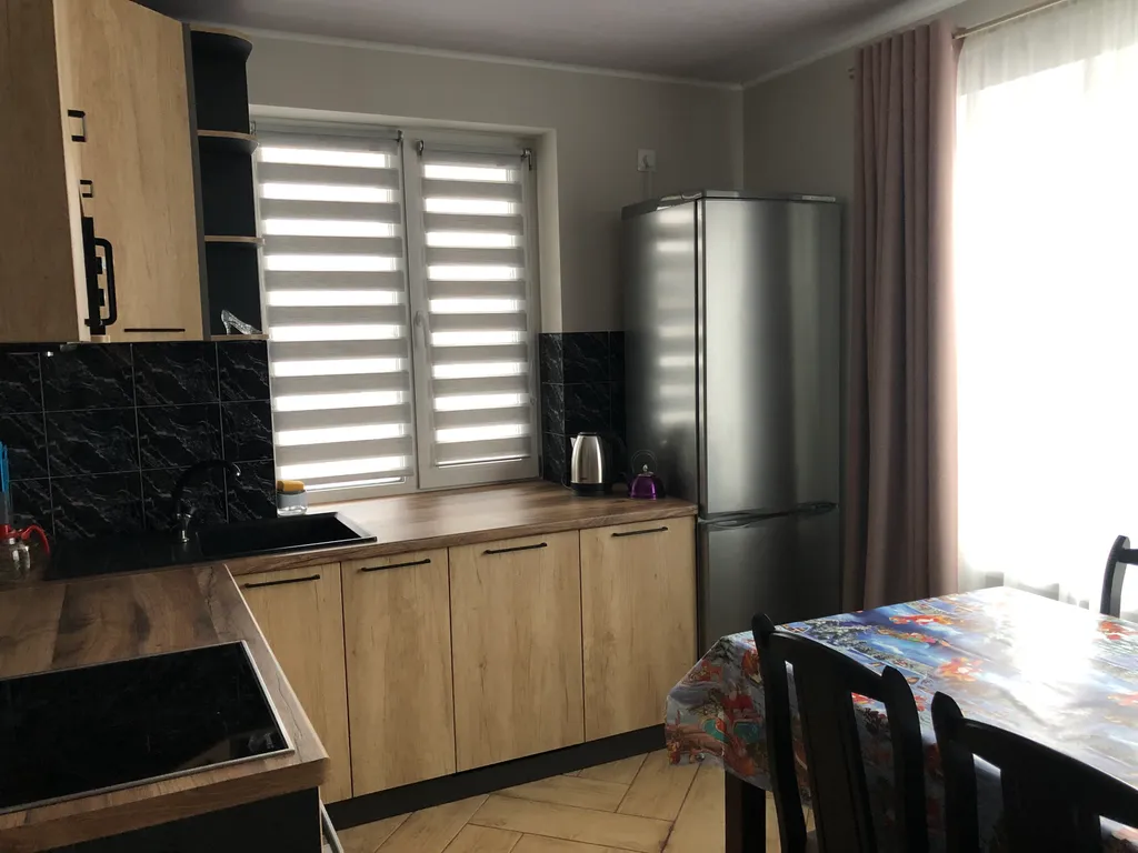 4-комнатный Дом