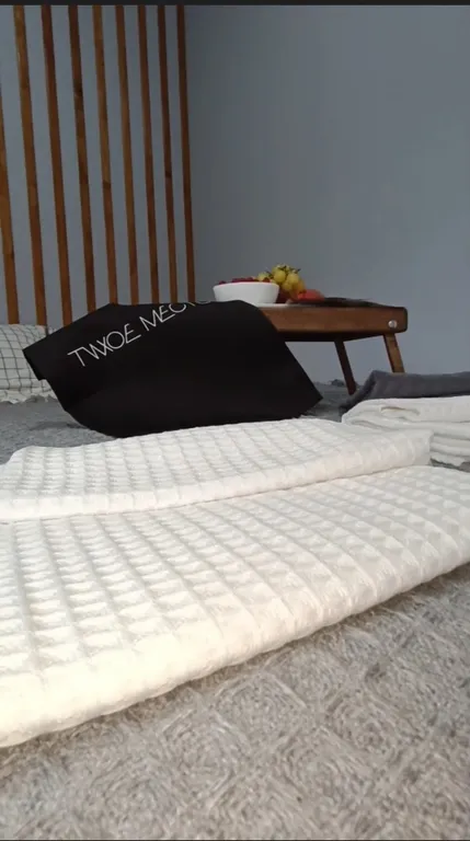 Романтический домик для двоих с уютным спальным местом Queen size