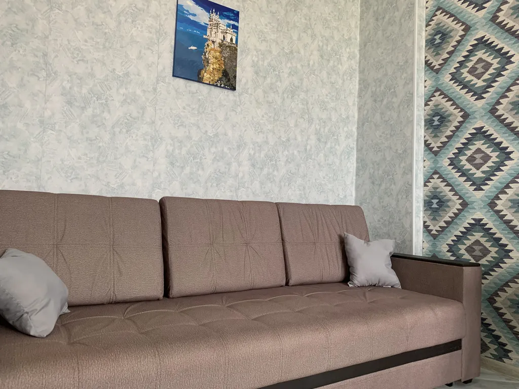 Чистая квартира с удобным выездом на Москву