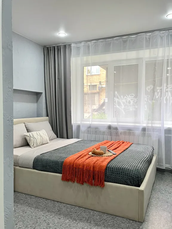 Возле глазного центра