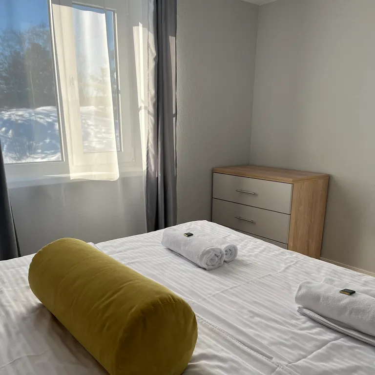 Sampo, двухэтажный дом с гостиной и видом на озеро в Карелии