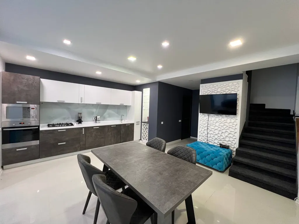 Уютный дом c прекрасным панорамным видом