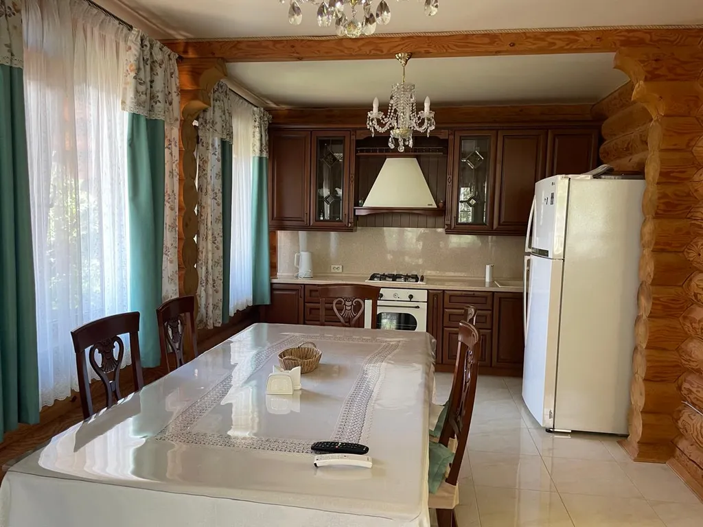 6-комнатный Дом