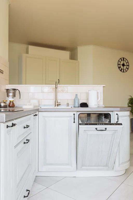 Очень большая квартира на берегу озера рядом с островом Канта