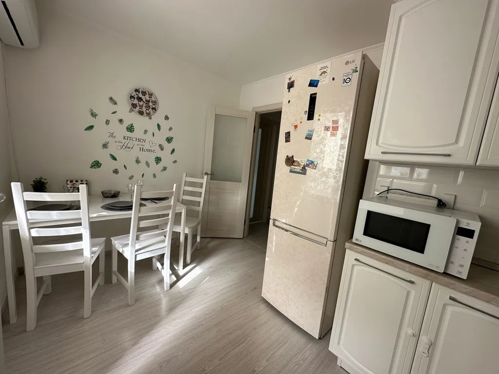 Отличная двушка у леса