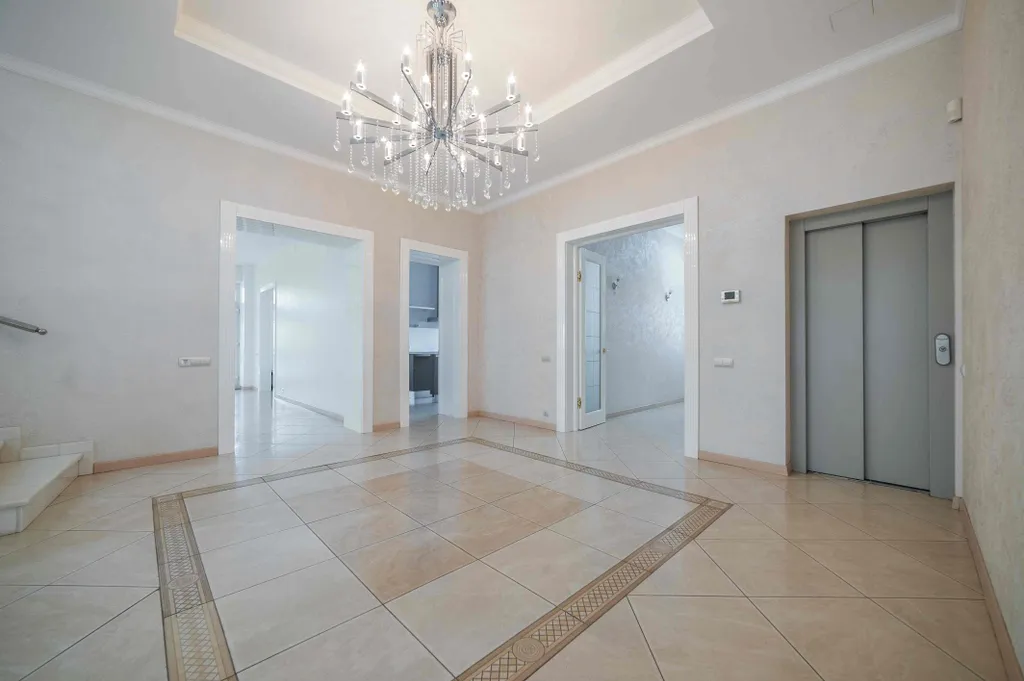 10-комнатный Дом