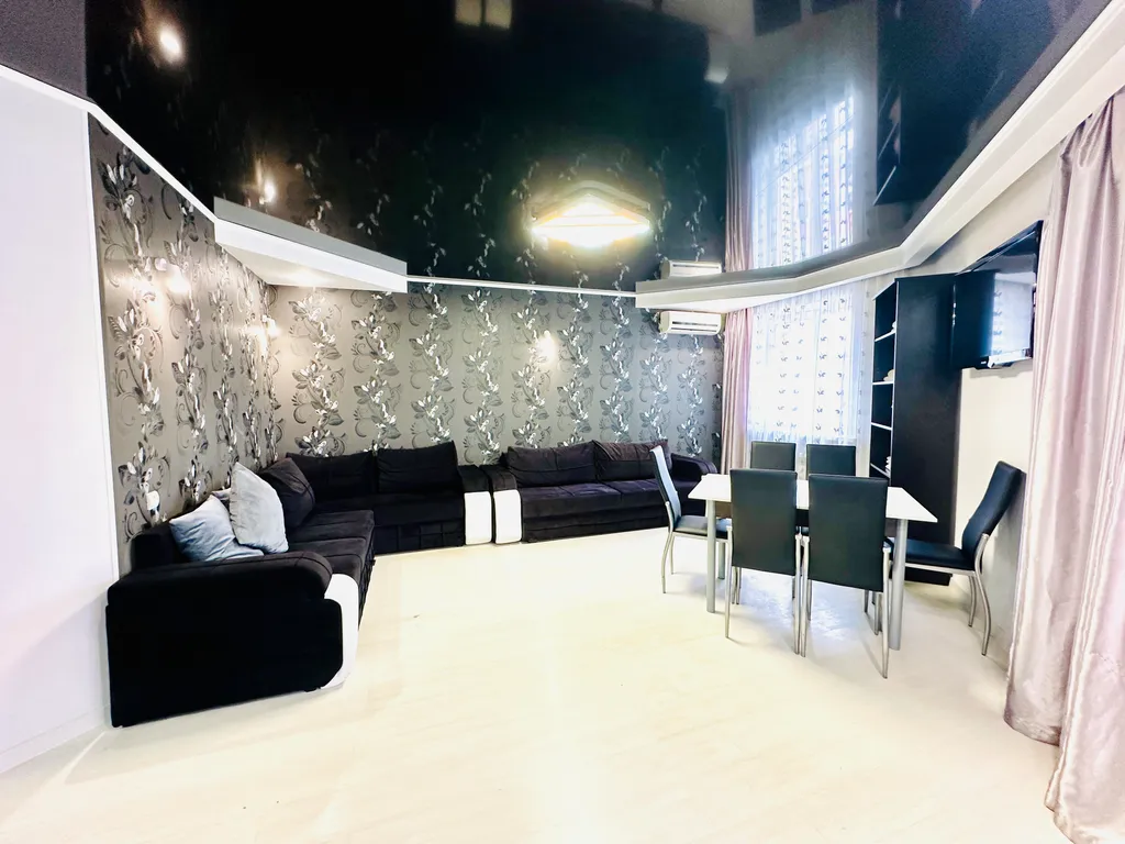 Двухкомнатная квартира в центре — аренда посуточно в Брянск