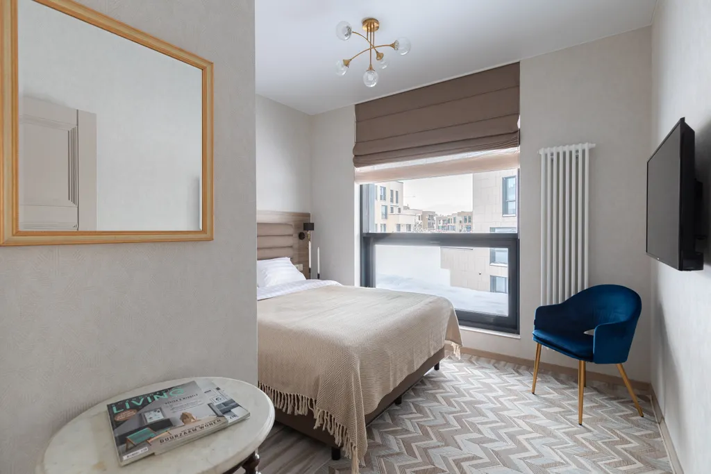 Охта Сьют 4 с большой террасой на 1 этаже, с видом на лес